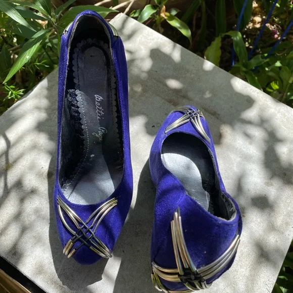 Fabulous Unique Chic & Stunning Bettie Page Shoes - Picture 3 of 8